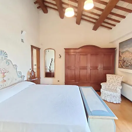Villa Adele - Senigallia, Meravigliosa Con Piscina E Giardino Senigallia